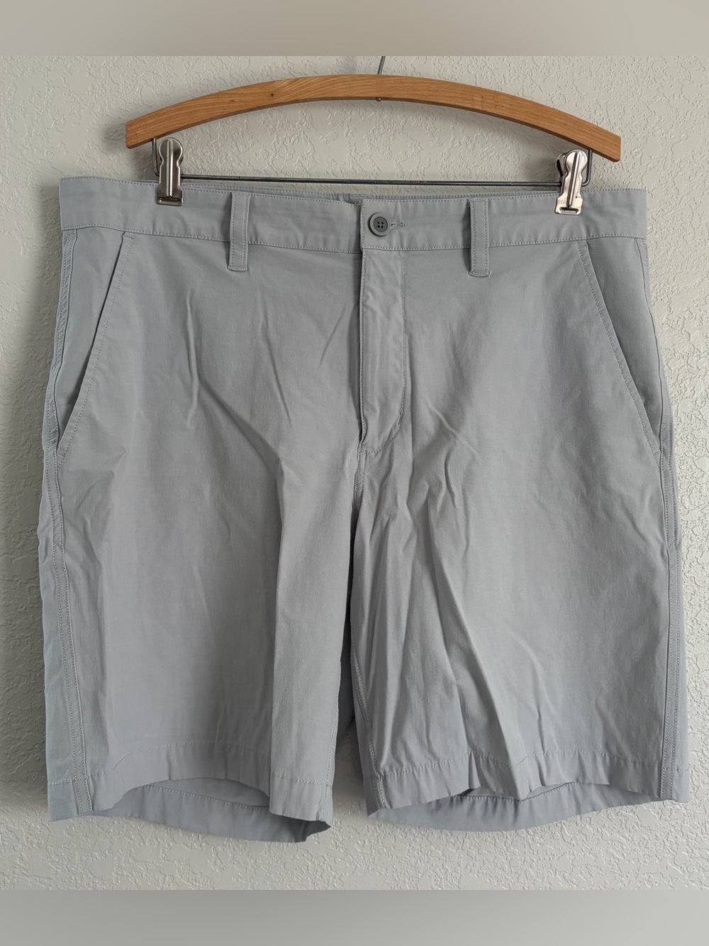 Southern Tide Men's Size 36 Gray 4-Way Stretch T3 Gulf 9" Performance Shorts